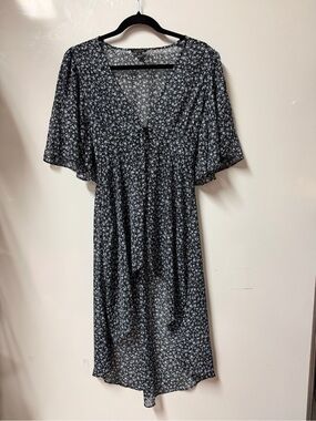 &Harmony  Floral V-Neck Midi Cover Layering Sz Small Dress in Black-Resort Wear